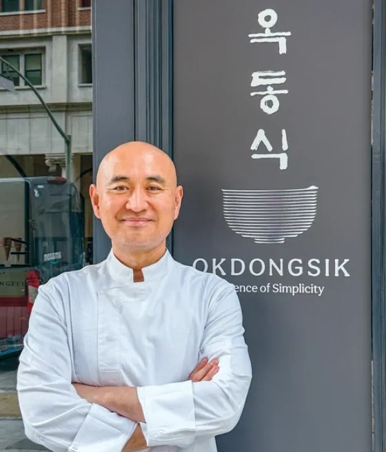 미슐랭 돼지곰탕으로 뉴욕까지 진출한 옥동식 셰프 프로필 (ft. 돼지국밥) 미슐랭 돼지곰탕으로 뉴욕까지 진출한 옥동식 셰프 프로필 (ft. 돼지국밥)
