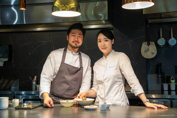 손님에서 부부가 된 미슐랭 1스타 소울 김희은 셰프 프로필 & 나이 학력 (ft. 윤대현 쉐프) 소울 김희은 셰프 남편 윤대현 셰프