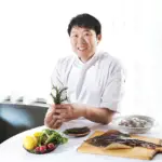 태안 식재료로 만든 미슐랭 1스타 테이블포포 김성운 셰프 프로필 (흑백요리사 시즌2) 태안 식재료로 만든 미슐랭 1스타 테이블포포 김성운 셰프 프로필 (흑백요리사 시즌2)