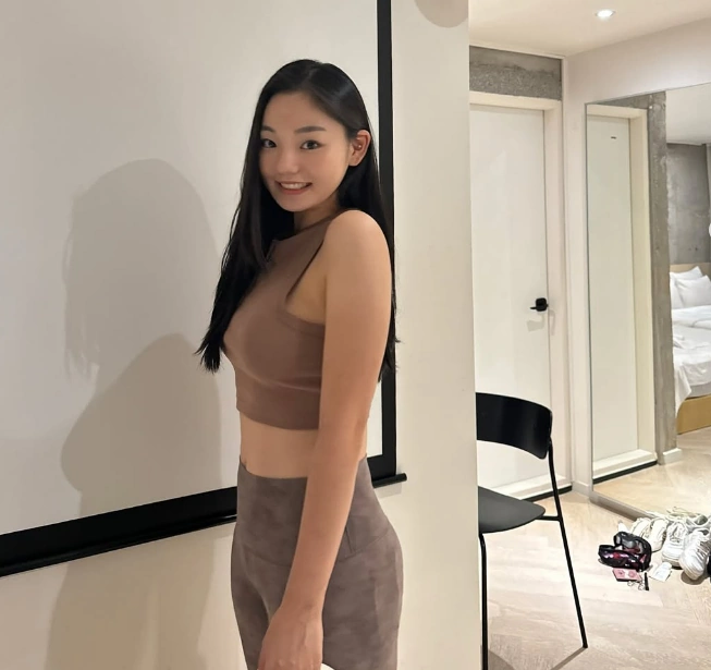 키 170 2001년생 미녀 골프 배진리 프로 프로필 & 수상 우승 상금 클럽 배진리 프로 골프선수 인스타