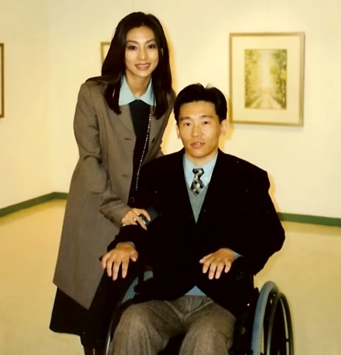 구족화가 황정언 아내 결혼 & 그림 이야기 (황신혜 동생 작가 황정언 프로필 활동) 구족화가 황정언 아내 결혼 & 그림 이야기 (황신혜 동생 황정언 프로필 활동)