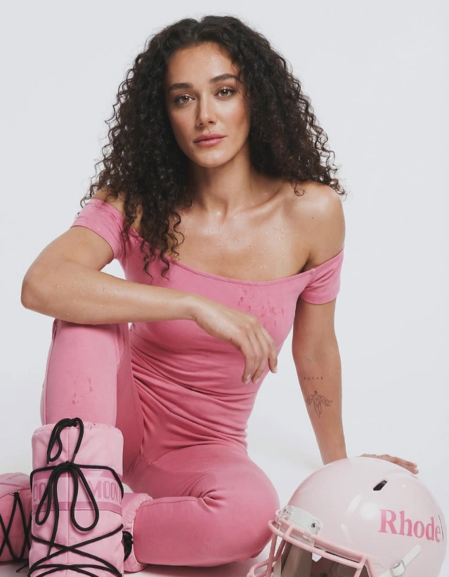 94년생 체육선생님 터키 레전드 배드민턴 네슬리한 아린 프로필 & 랭킹 라켓 전적 수상 터키 네슬리한 아린 배드민턴 선수