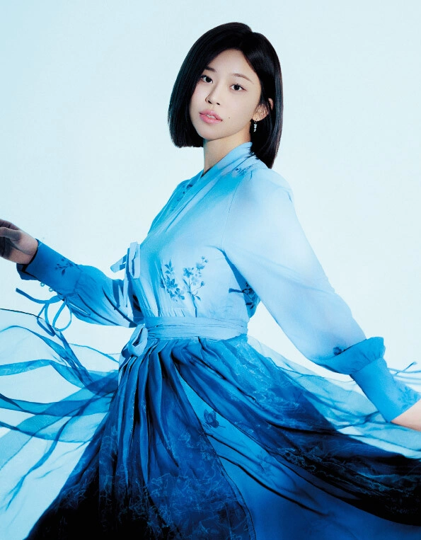 파란만장 고딩엄빠 무당 노슬비 프로필 & 신당 점집 자격증 (노주은 전남편) 파란만장 고딩엄빠 무당 노슬비 프로필 & 신당 점집 자격증 (노주은 전남편)