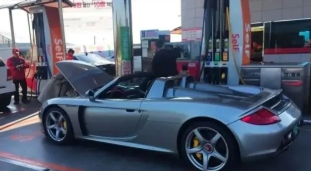 후진은 없다 카레이서 김태옥 프로필 & 남편 딸까지 레이서 가족 화제가 된 김태옥 카레이서 60대 할머니의 자동차