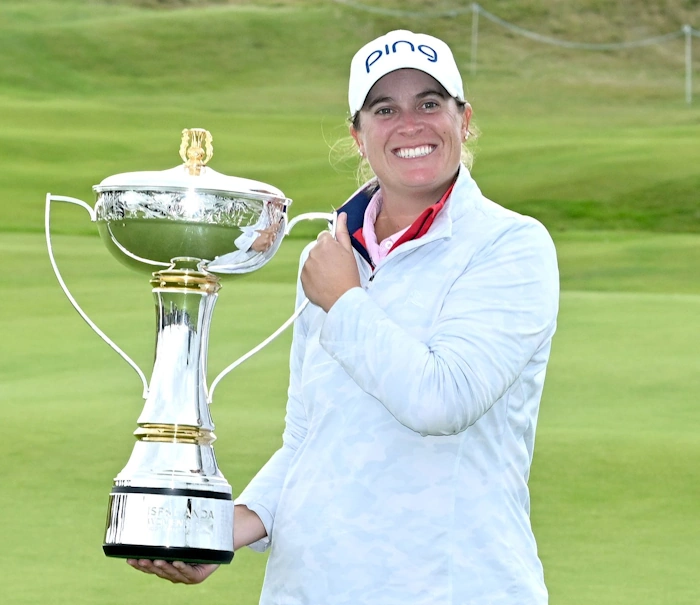 직장 그만두고 내조한 남편 덕에 우승한 로렌 코플린 프로필 & 골프 클럽 수상 상금 일정 직장 그만두고 내조한 남편 덕에 우승한 로렌 코플린 프로필 & 골프 클럽 수상 상금 일정