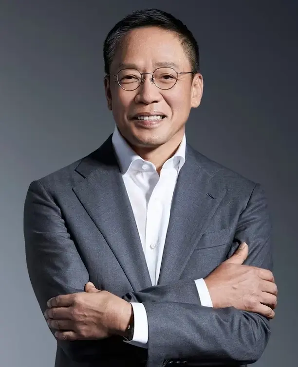 업계 1위를 노리는 현대카드 정태영 부회장 프로필 & 가계도 가족 수상 업계 1위를 노리는 현대카드 정태영 부회장 프로필 & 가계도 가족 수상