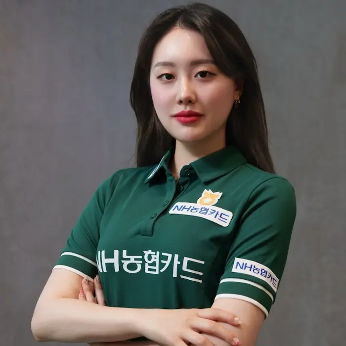 김보미 당구선수 프로필·2700일 기다린 뒤태 미녀의 첫 우승 (아버지 키 수상) 김보미 당구선수 프로필·2700일 기다린 뒤태 미녀의 우승 (아버지 키 수상)